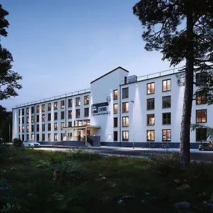 Platzhirsch Living 3*, Kelsterbach Alemania